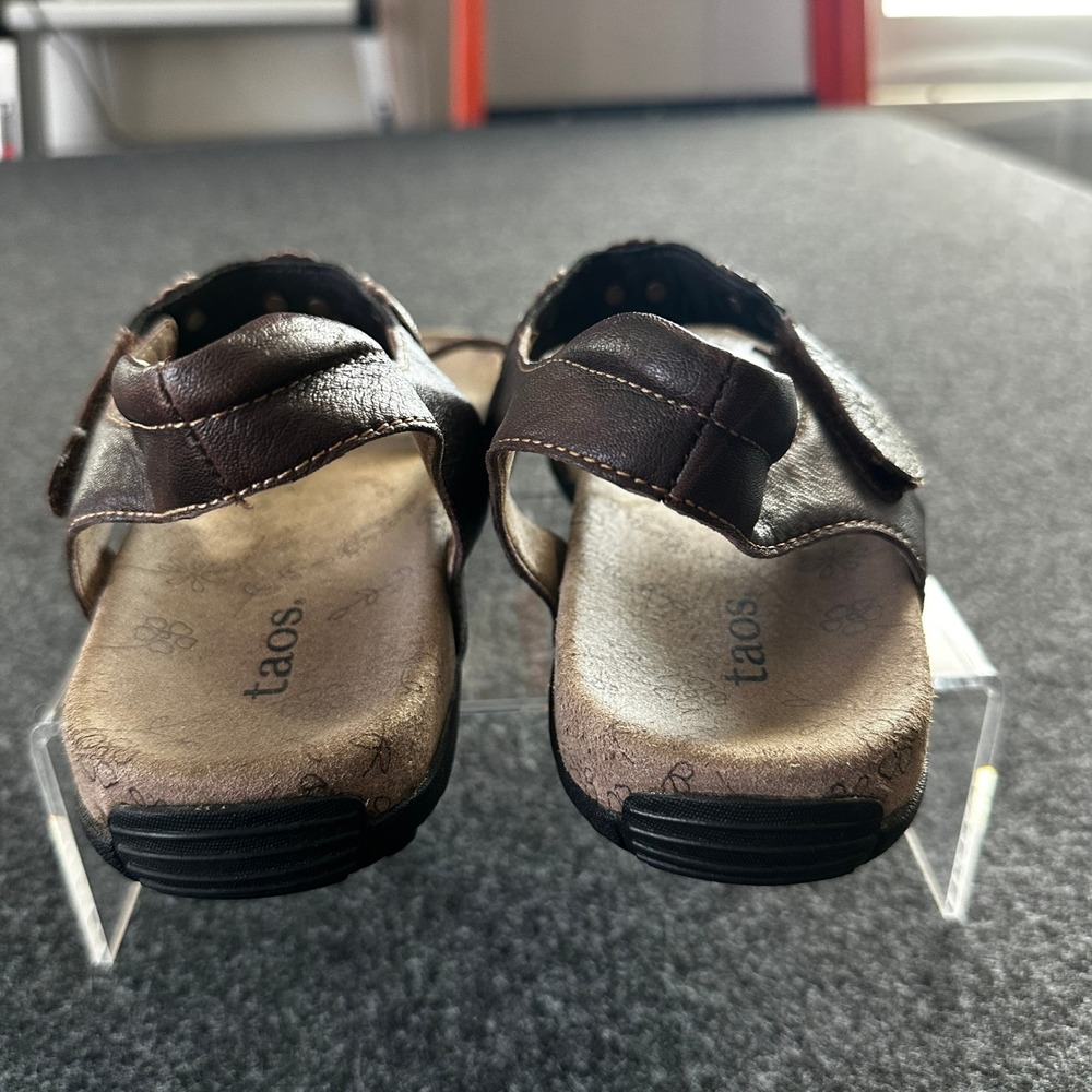 Taos Eden Brown Leather Medallion Strappy Comfort Sandals Womens 8 EDE-12019 - Picture 7 of 7